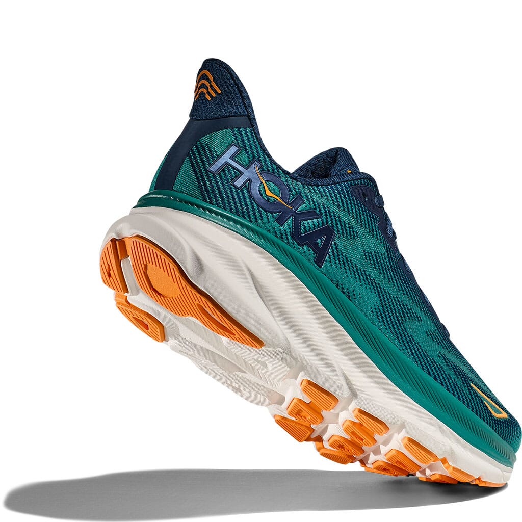 なお Stealth/Tech Bondi 8 Caged Road Running Shoe | HOKA®