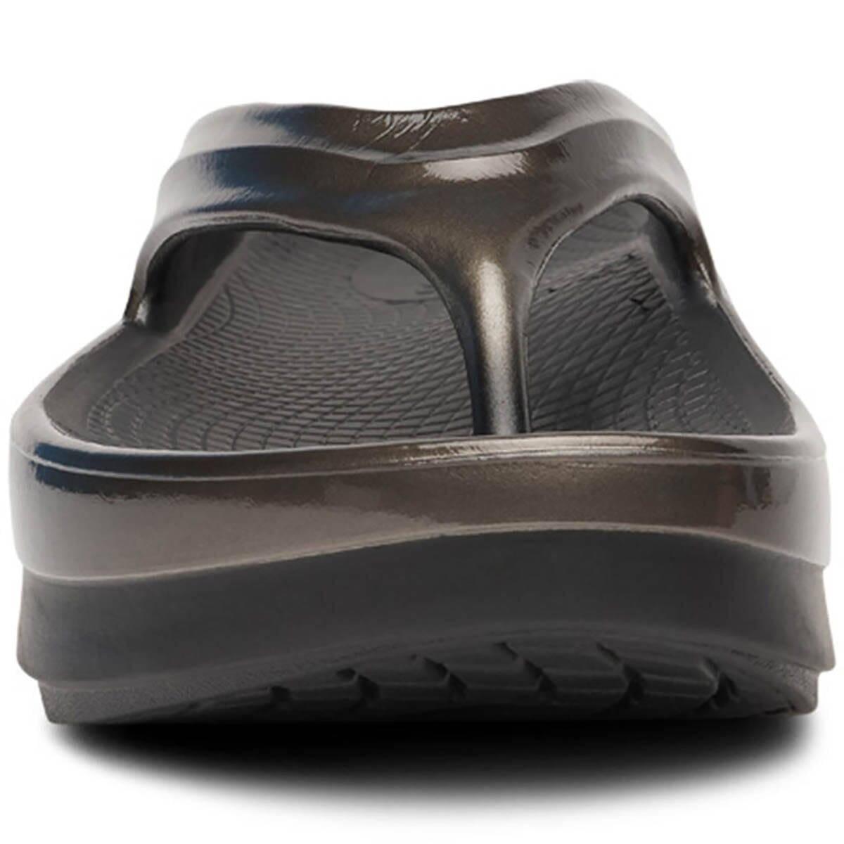 OOFOS Women's OOmega Oolala Luxe Flip Flops - Titanium Mirror