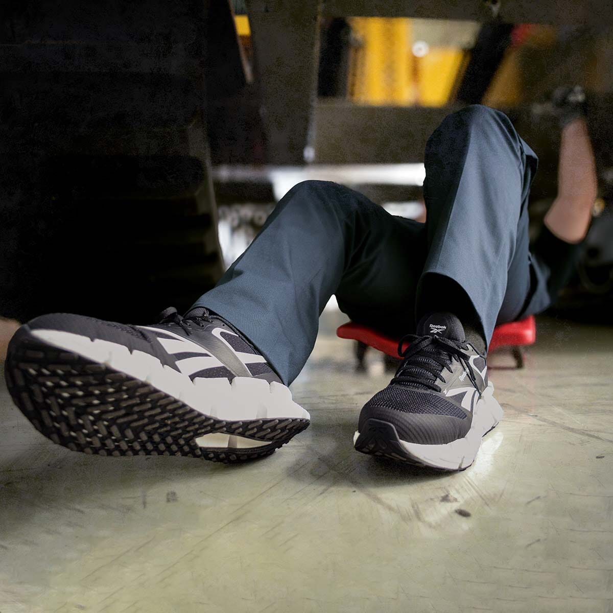 Reebok Men's FloatZig Comp Toe Safety Shoes - Black/White