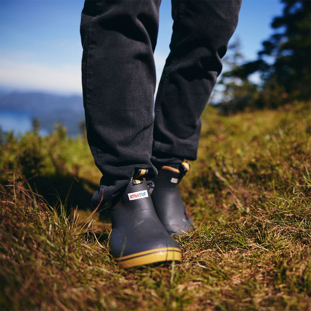 XTRATUF Men's 6 in Ankle Deck Boots - Black/Yellow | elliottsboots