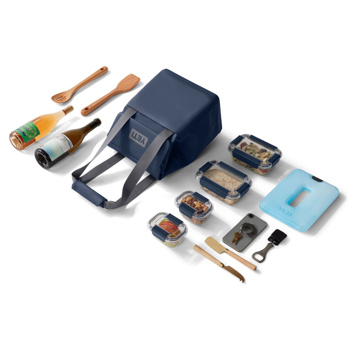 YETI Daytrip 14L Insulated Tote Bag - Navy | elliottsboots